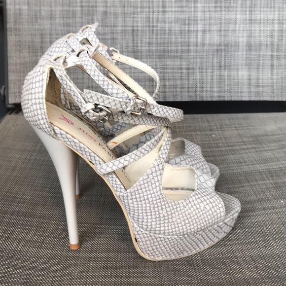 Gray Heels • Just Fab - Picture 2 of 6